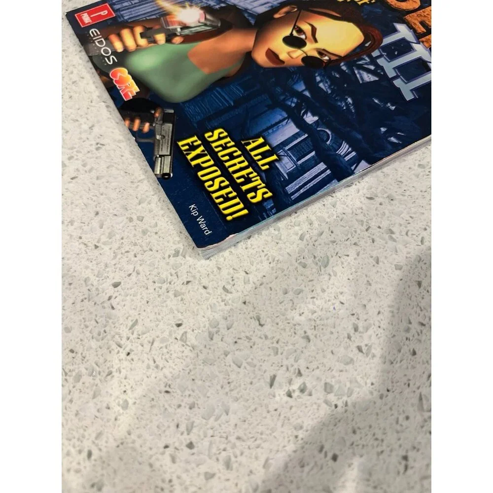 RARE! Tomb Raider III Prima's Official‎ Strategy Guide for PC & Playstation 1998